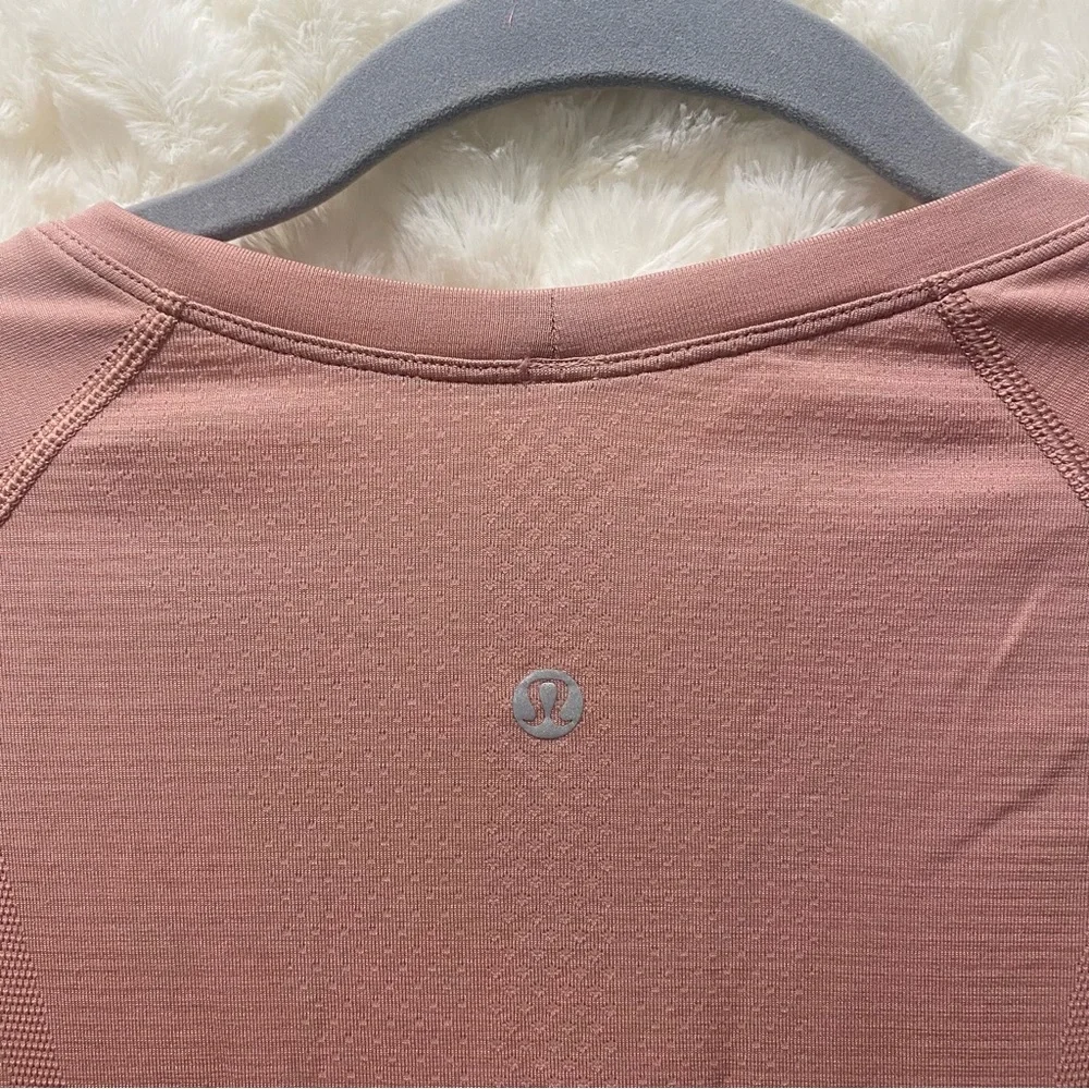 Lululemon Swiftly Tech Long Sleeve Crew 2.0 - Picture 10 of 11